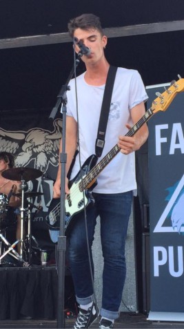 False Puppet at Warped. These guys rocked the stage.