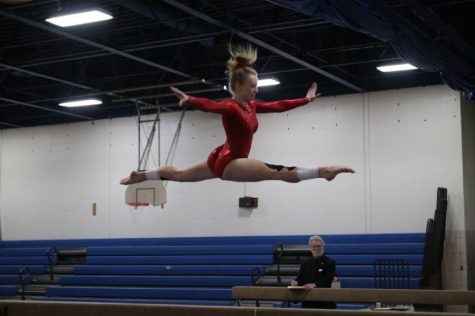 Gymnast Allie Frank looks ahead after making MN State last year.